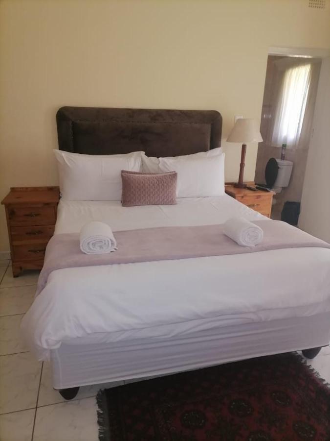 Palm Villa Harare Eksteriør bilde